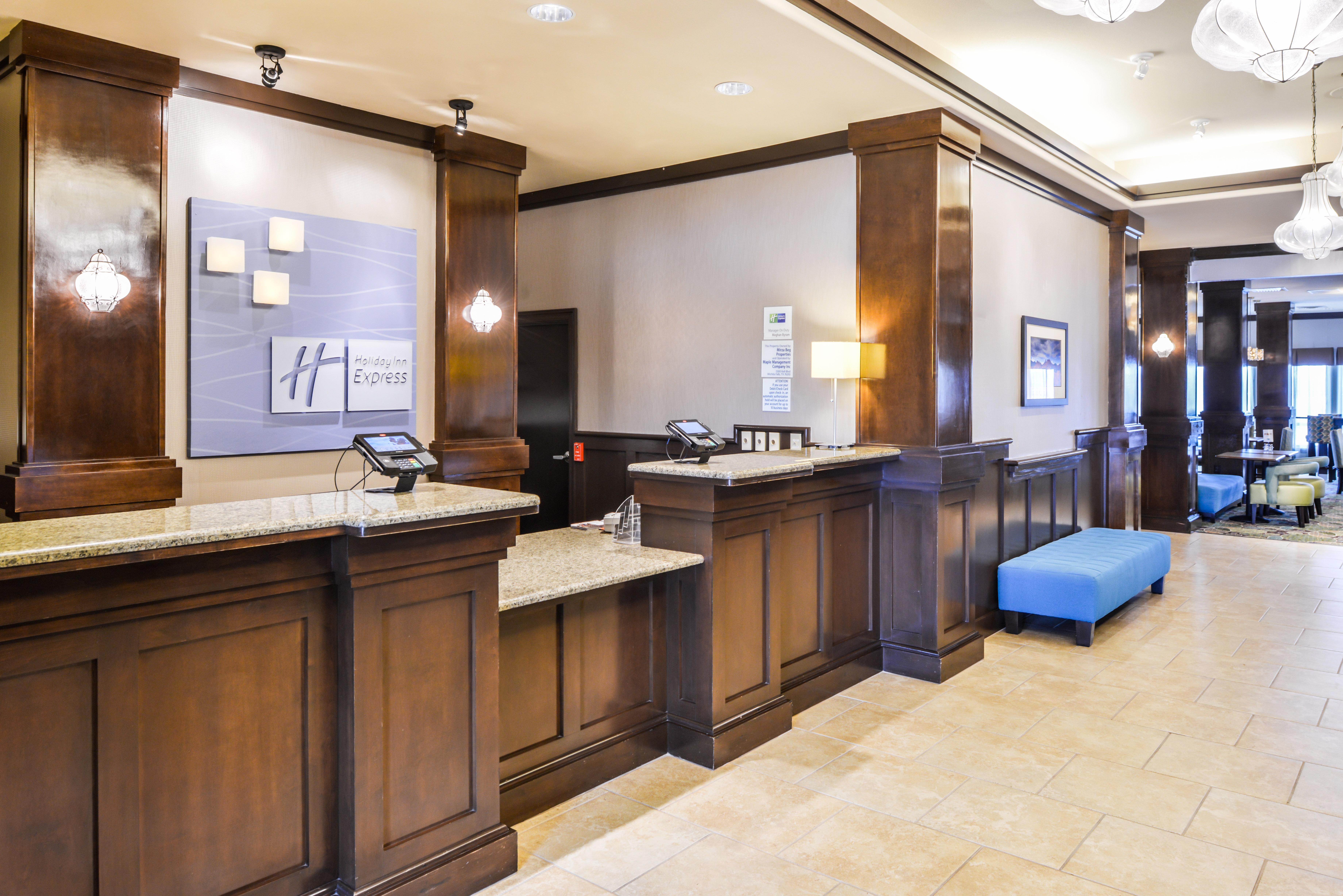 Express & By Ihg 2* Wichita Falls